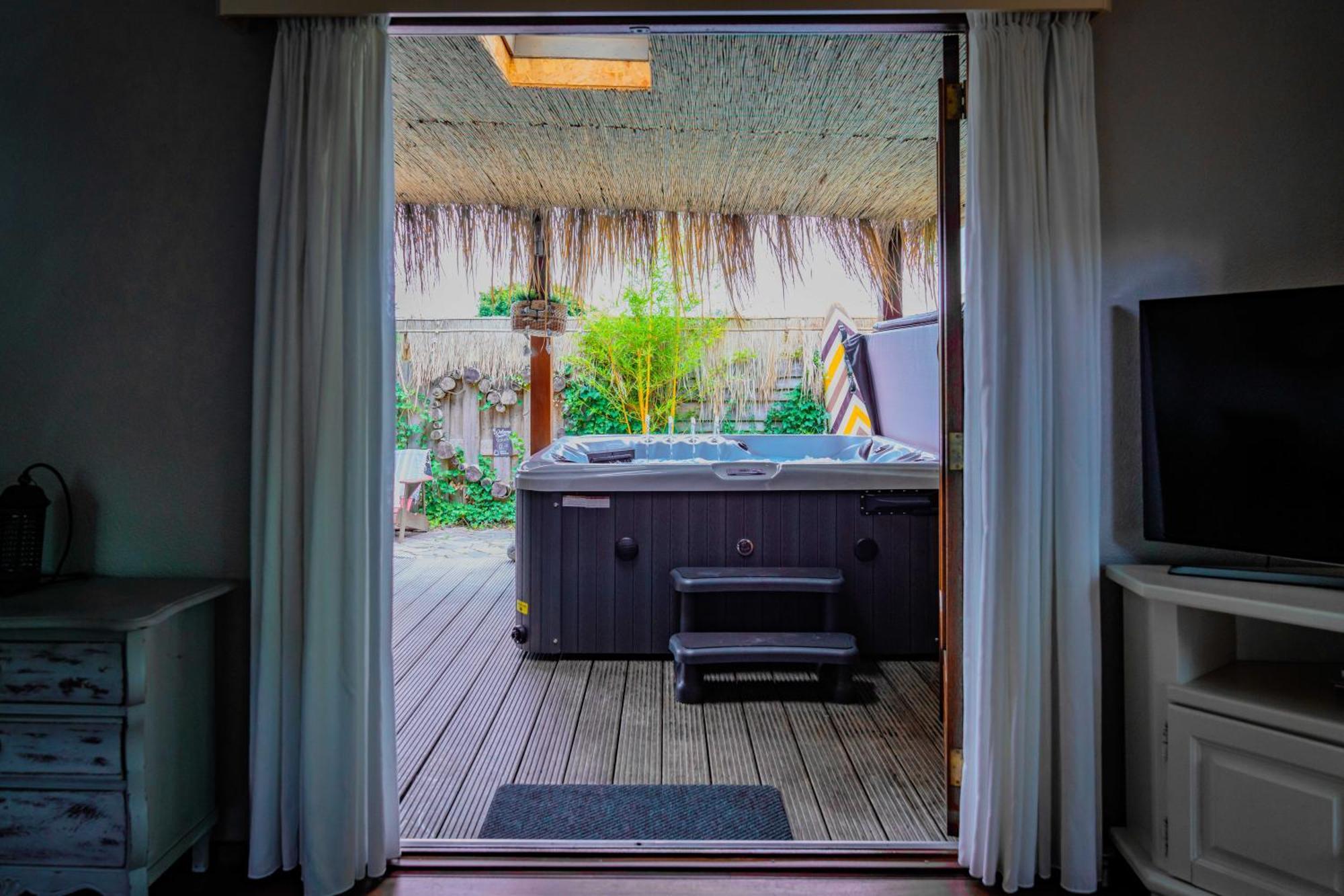 Drents Genieten - Kraaiheide Met Prive Jacuzzi Erm Ngoại thất bức ảnh
